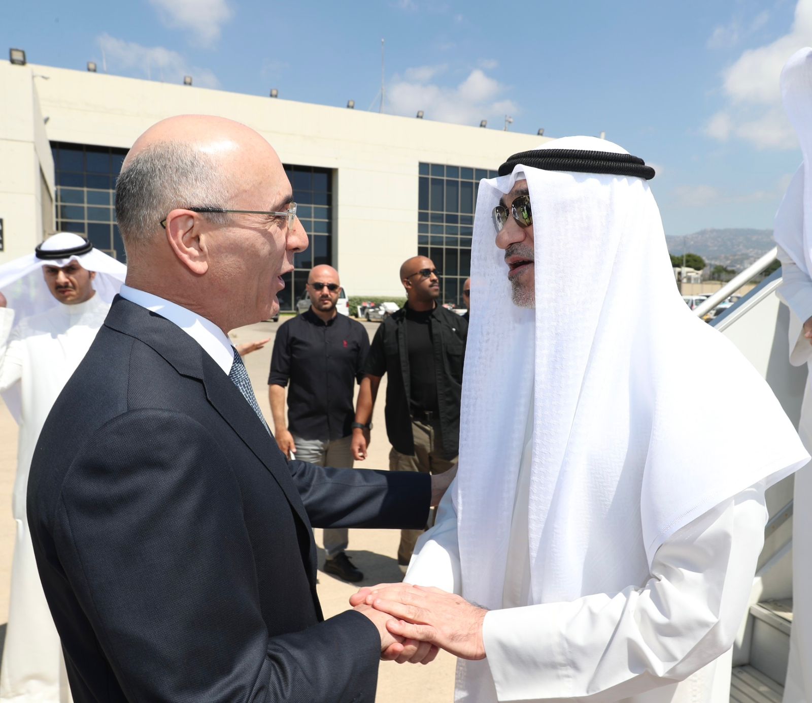 الحجار مستقبلا النائب الاول لرئيس مجلس الوزراء وزير داخلية الكويت