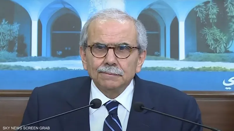 سلام ردا على تهديد قاسم:نتمسك بخطة حصر السلاح