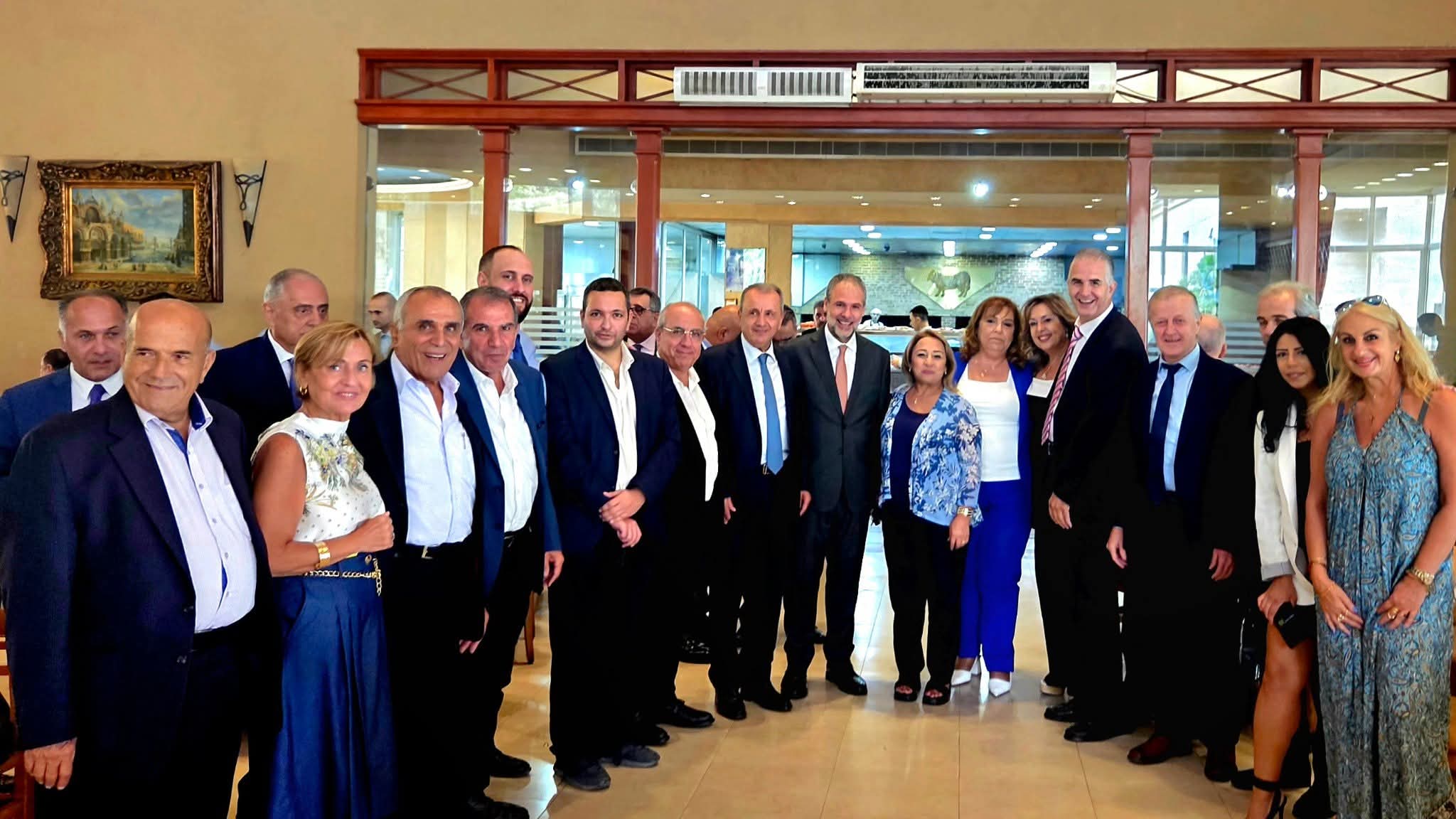 لقاء انتخابي حاشد للمرشح مارتينوس