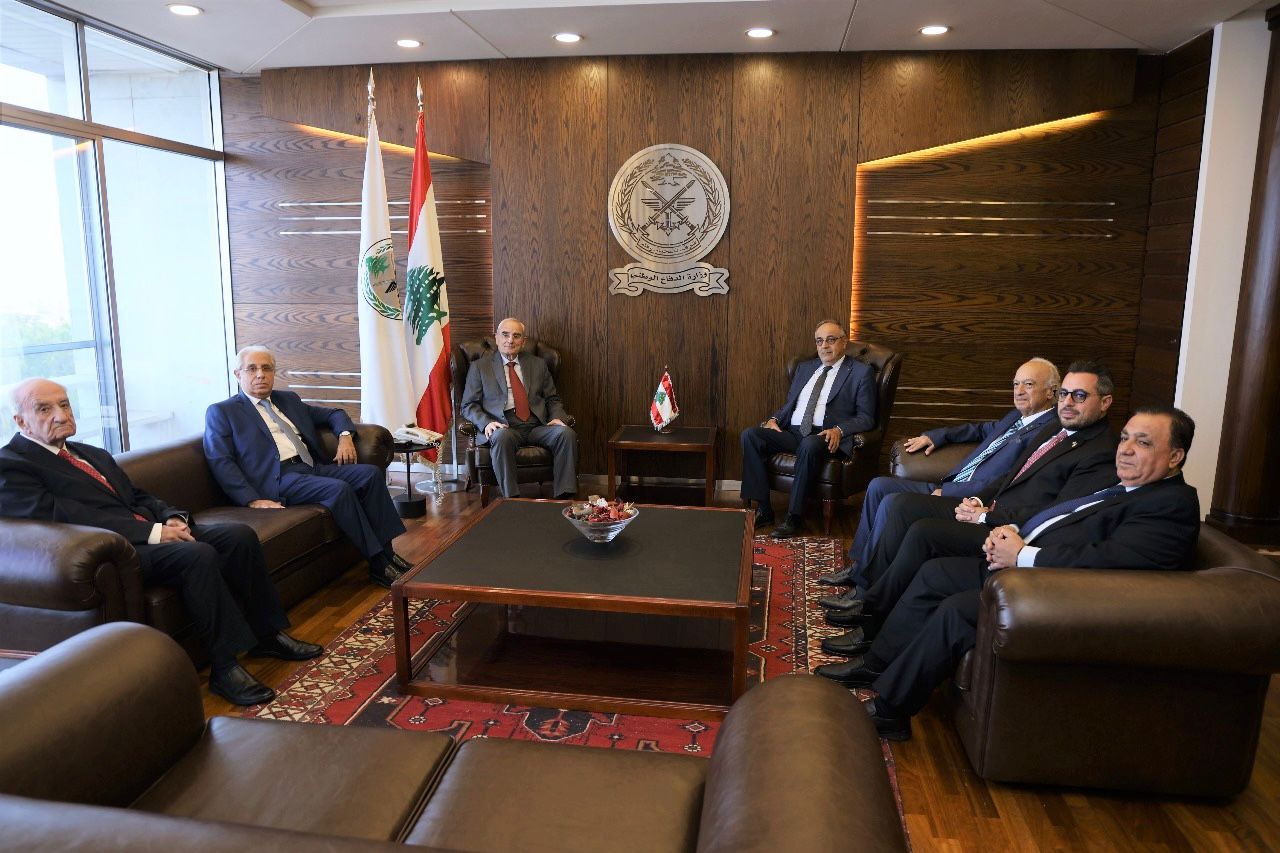 استقبالات وزير الدفاع