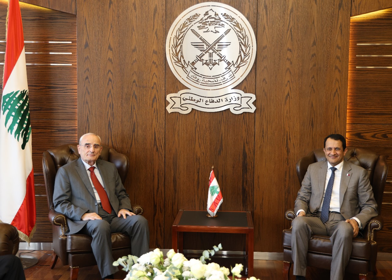 وزير الدفاع الوطني يستقبل السفير الكندي والسفير القطري في لبنان
