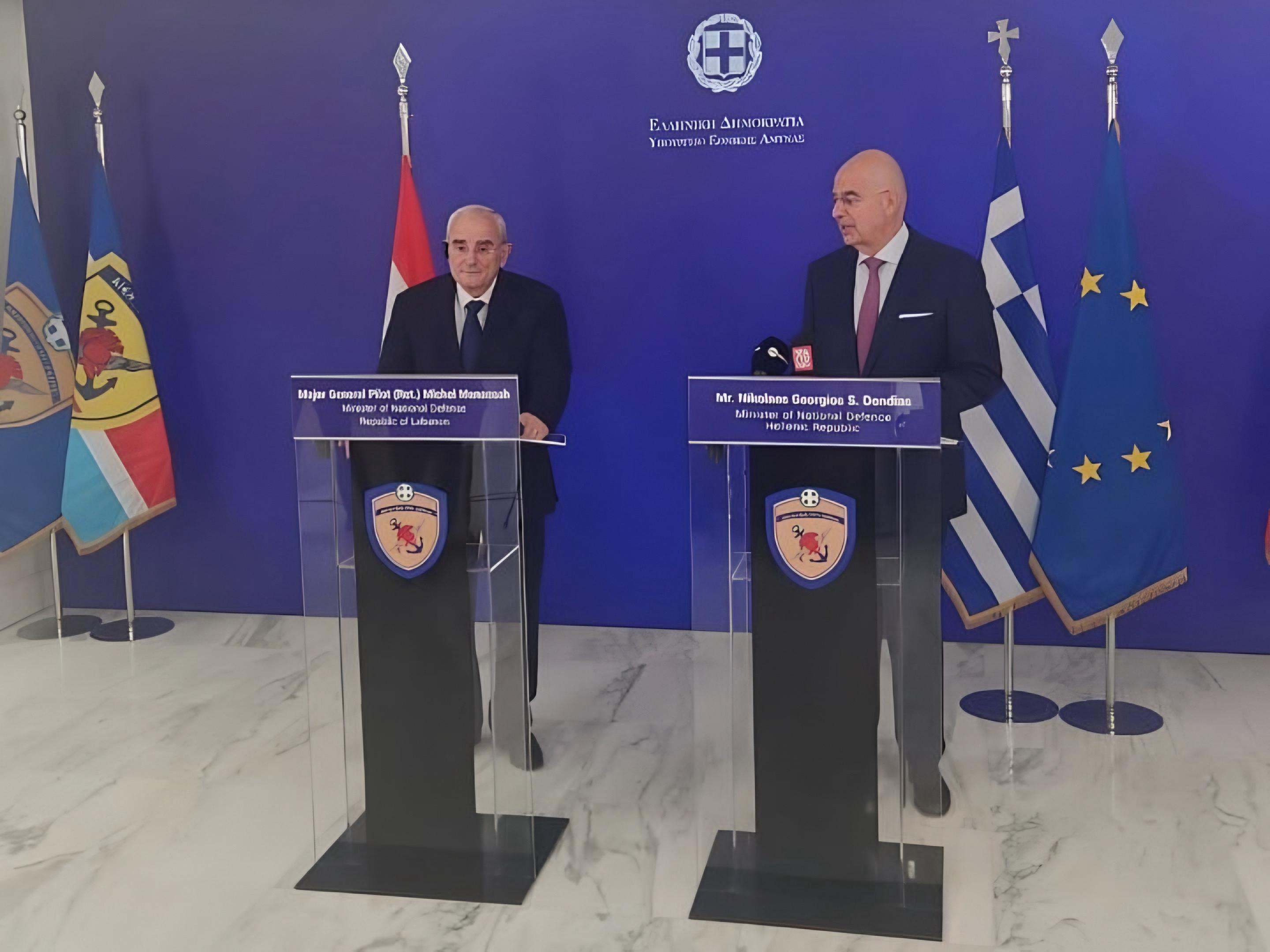 وزير الدفاع الوطني يلتقي نظيره اليوناني