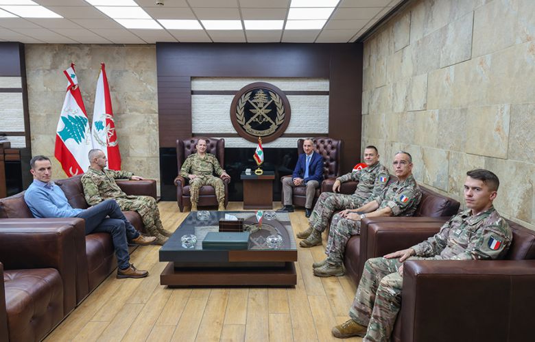 استقبالات العماد قائد الجيش