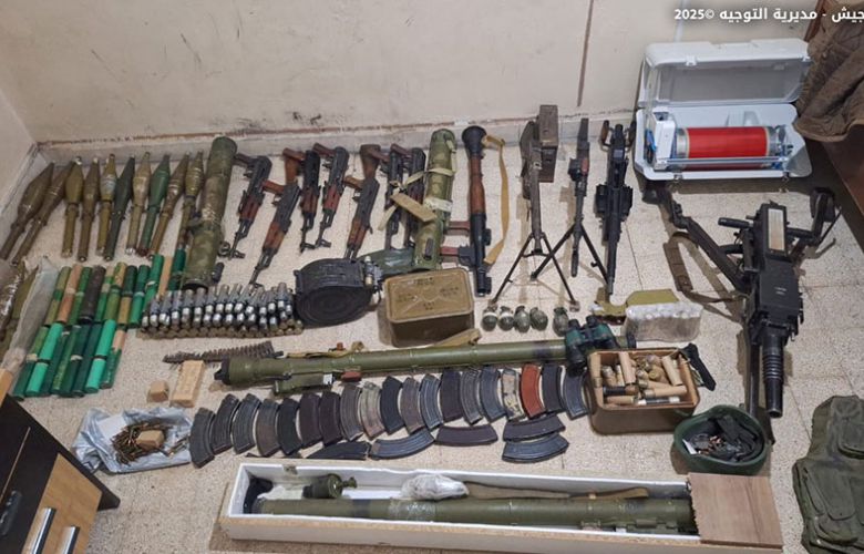 دهم مخزن أسلحة داخل شقة في بلدة الأنصار – بعلبك