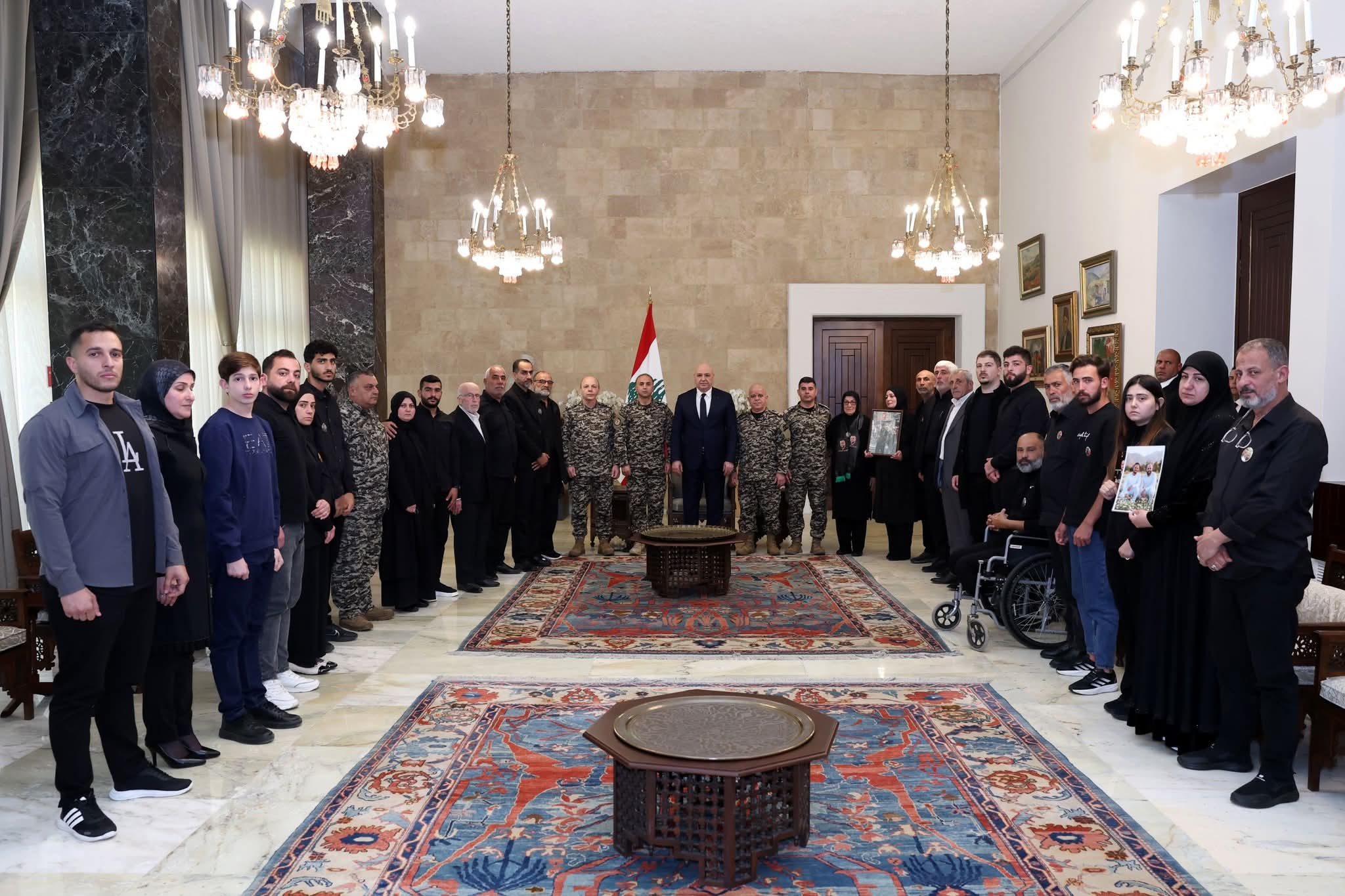 عون أمام أهالي شهداء أمن الدولة في النبطية: أولادكم شهداء كل الوطن