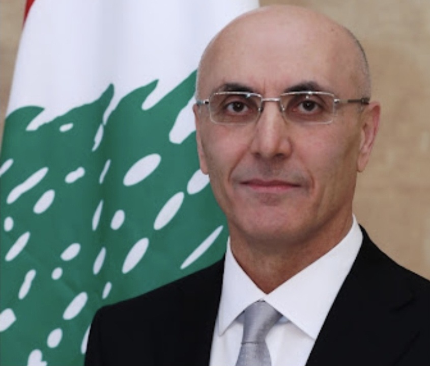الحجار ينوه بالتعاون بين مكتب مكافحة المخدرات اللبناني مع السوري الذي ادى إلى توقيف مطلوب بجرائم تهريب.