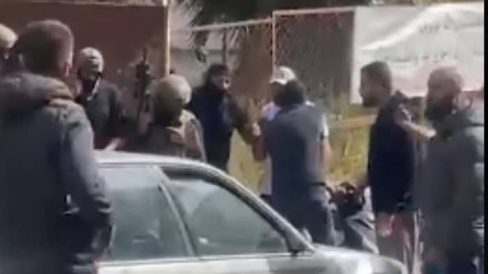 تسعيرة مولّد تشعل إشكالا كبيرا في ساقية الجنزير وتقطع طرق بيروت