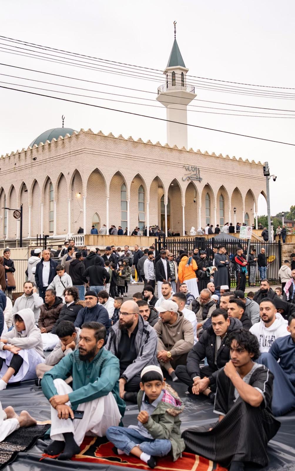 مسجد علي بن أبي طالب في لاكمبامن أكبر المساجد في أستراليا