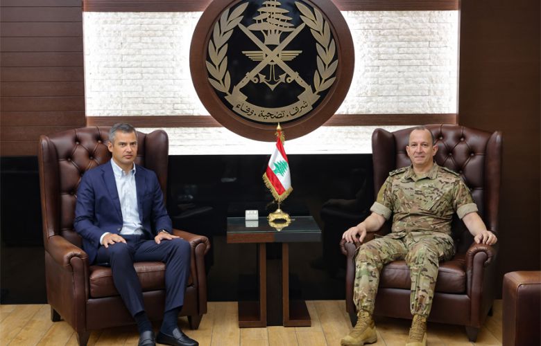 استقبالات العماد قائد الجيش