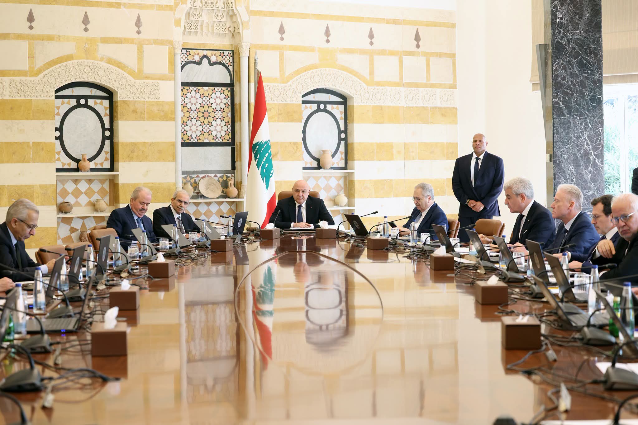 كلمة عون في بداية جلسة مجلس الوزراء.